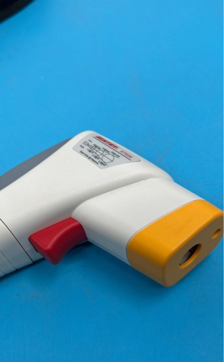 Sentry Infrared Thermometer ST656 with Case