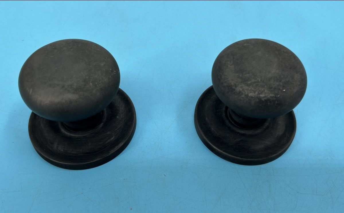 Baldwin Full Dummy Passage Knobs in Oil Rubbed Bronze model: 5015.102.FD