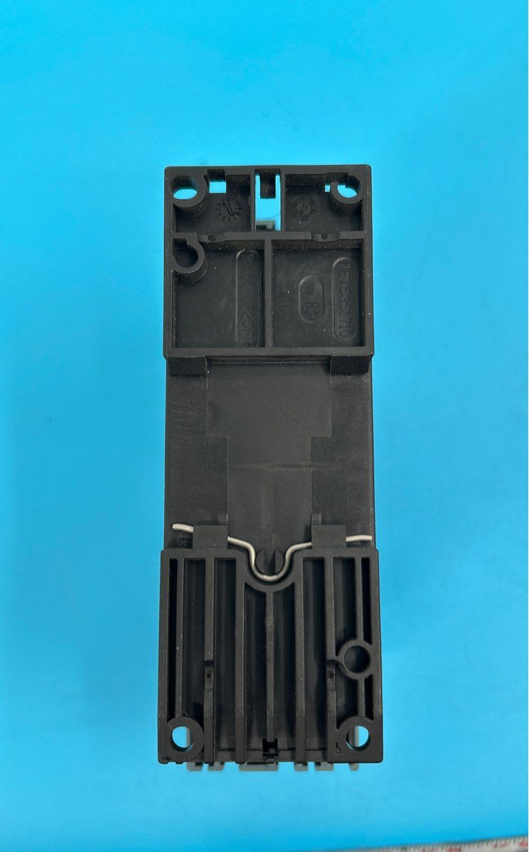 Siemens AC Semiconductor Motor Starter *E07* model: 3RW4027-2BB04