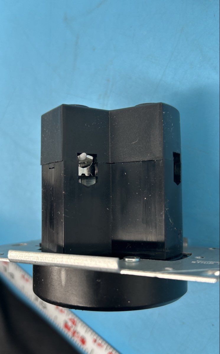 Set of 2 - Hubbell Trade Select 30/50amp Flush/Panel Mount Receptacles RR330F