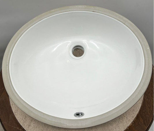 White Ceramic Single Bowl Undermount Sink (18.3”x15.4”x7.7”) with hardware